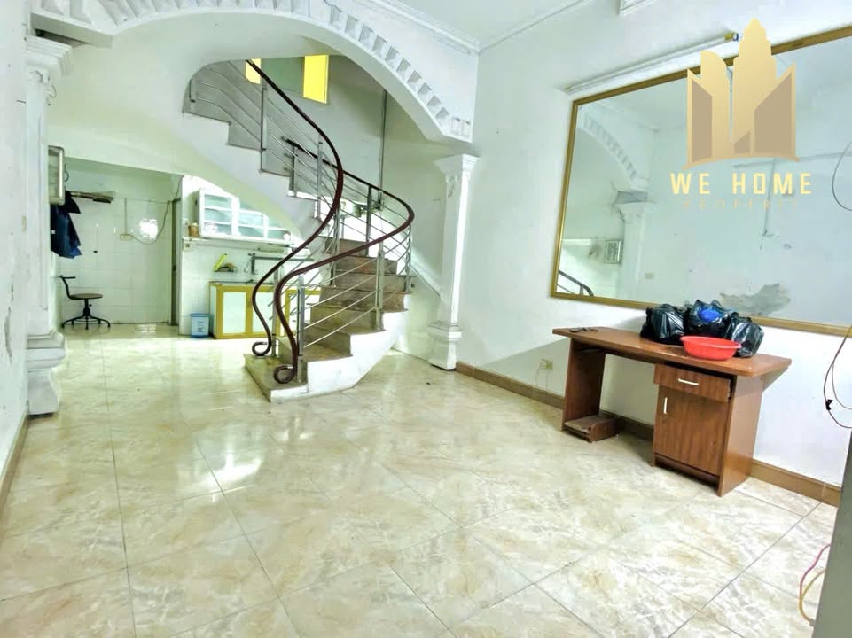 Nhà Riêng Trại Chuối, Hồng Bàng 3.5 Triệu/Tháng - Giá Tốt Hiếm Có!