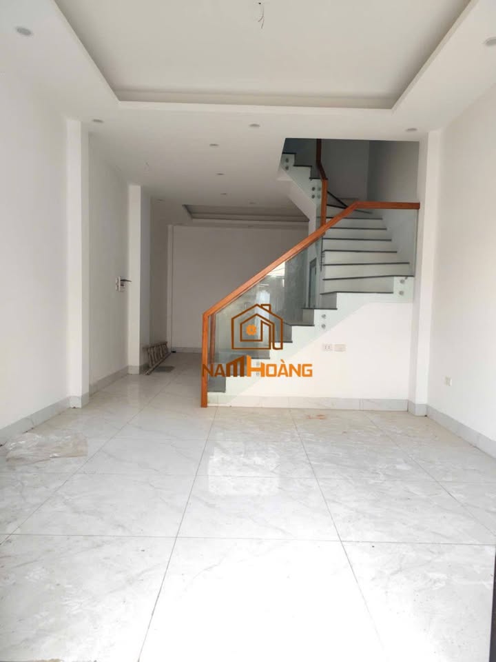 Nhà Riêng Hà Đông 42m² - Chính Chủ Bán, Ô Tô Gần!