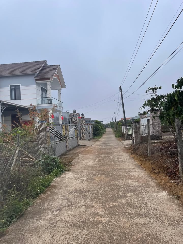 Bán gấp đất 250m² Lộc Quảng, Bảo Lộc - Hướng Đông Nam, giá 1.3 tỷ