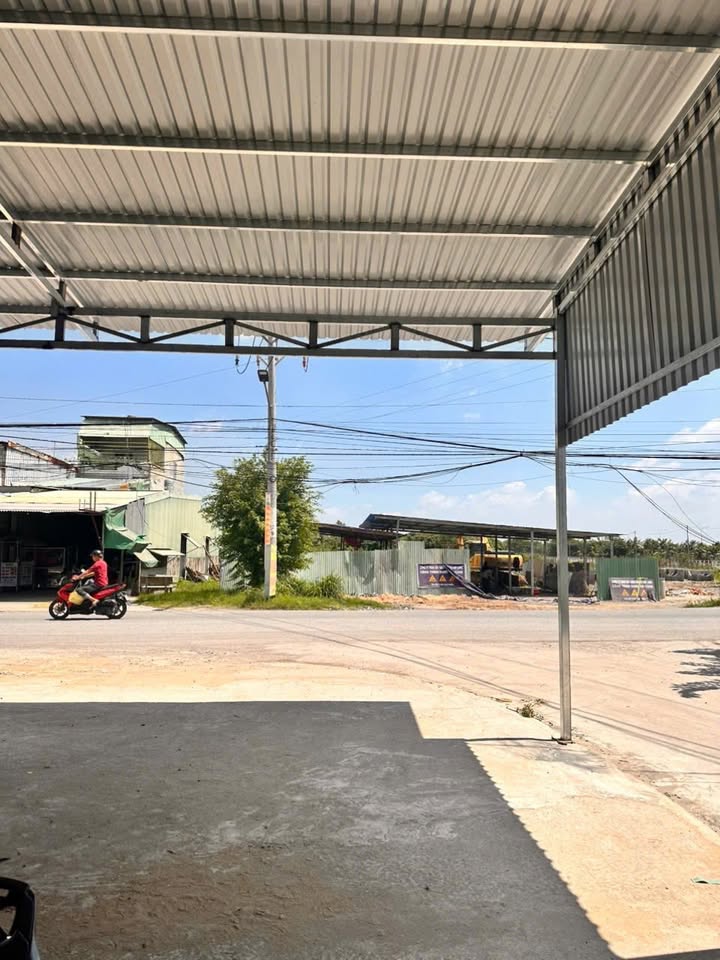 Kho Xưởng Long Thành 18 triệu/tháng – Container thoải!