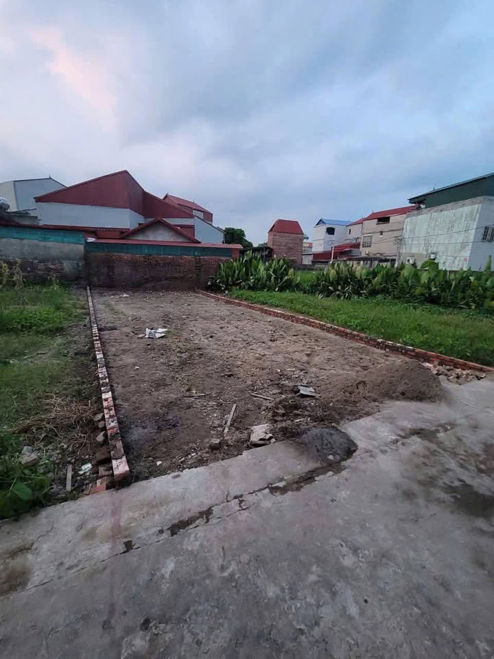 Đất nền Nghĩa Đạo, Thuận Thành 90m² trên 2 tỷ - Sổ đỏ chính chủ