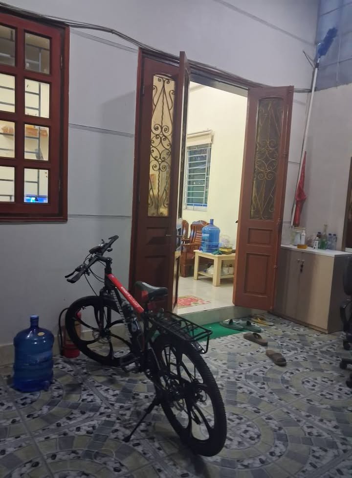 Nhà cấp 4 Sơn La 150m² - Ô tô vào tận nhà, vị trí đắc địa!