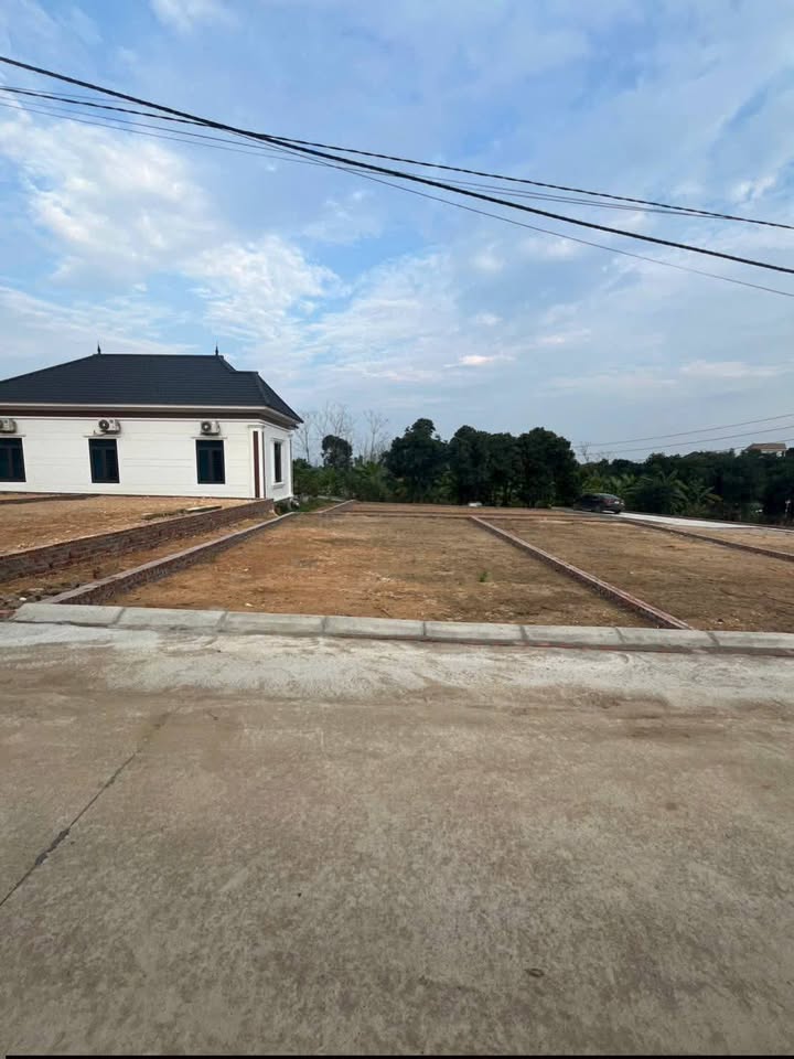 Đất nền Ba Vì 100m² - Sổ đỏ trao tay, thổ cư 100%