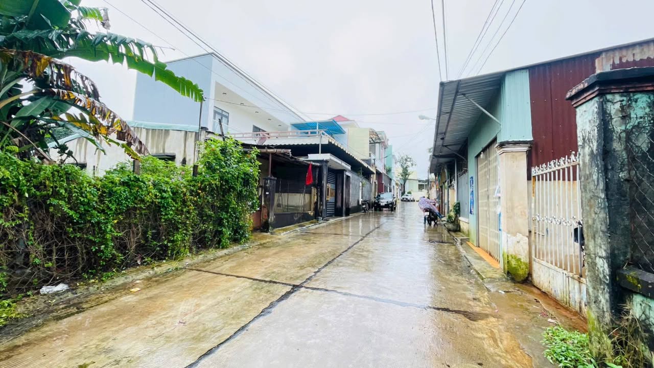 Bán đất Lý Nam Đế Pleiku 112m² giá 1.6 tỷ - Thổ cư 100%!