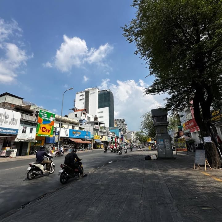 Bán nhà mặt tiền CMT8 Tân Bình 85m² giá 19 tỷ - Vị trí đắc địa