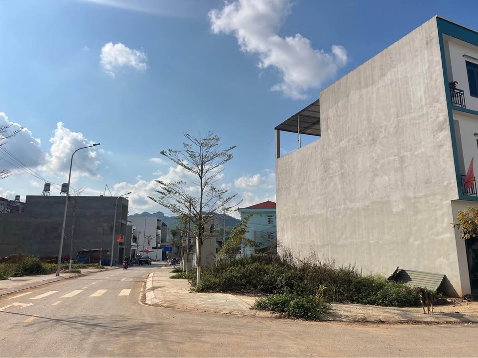 Đất Kim Sơn, Sơn La - 71m² Mặt Tiền Rộng, Trung Tâm Thành Phố