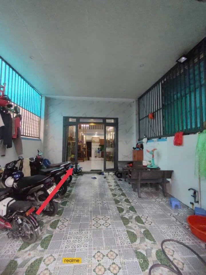 Bán nhà Phường Tân Phong 100m² giá 1.85 tỷ - Ô tô vào tận nhà!