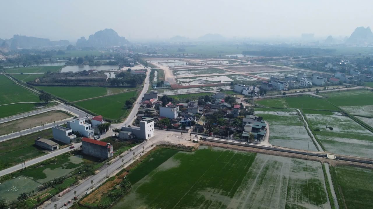 Đất nền 200m² full thổ cư Đông Văn - Sổ đỏ sẵn, giá đầu tư chỉ 1.6 tỷ