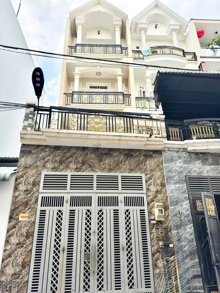 Nhà 4PN Hẻm Tải Thông Nguyễn Ảnh Thủ, Q12 - Full Nội Thất, Giá 12 Triệu