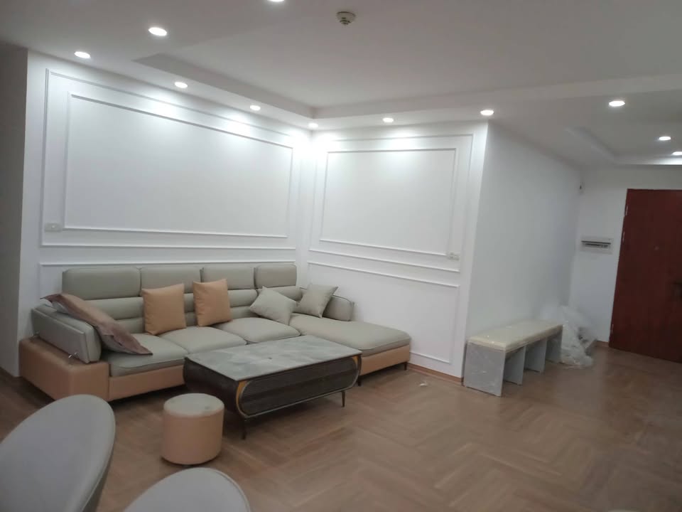 Bán Căn Hộ MIPEC 1 Đống Đa 83m² - 3PN, Căn Góc, Full Nội Thất, Sẵn Sàng Về Ở!