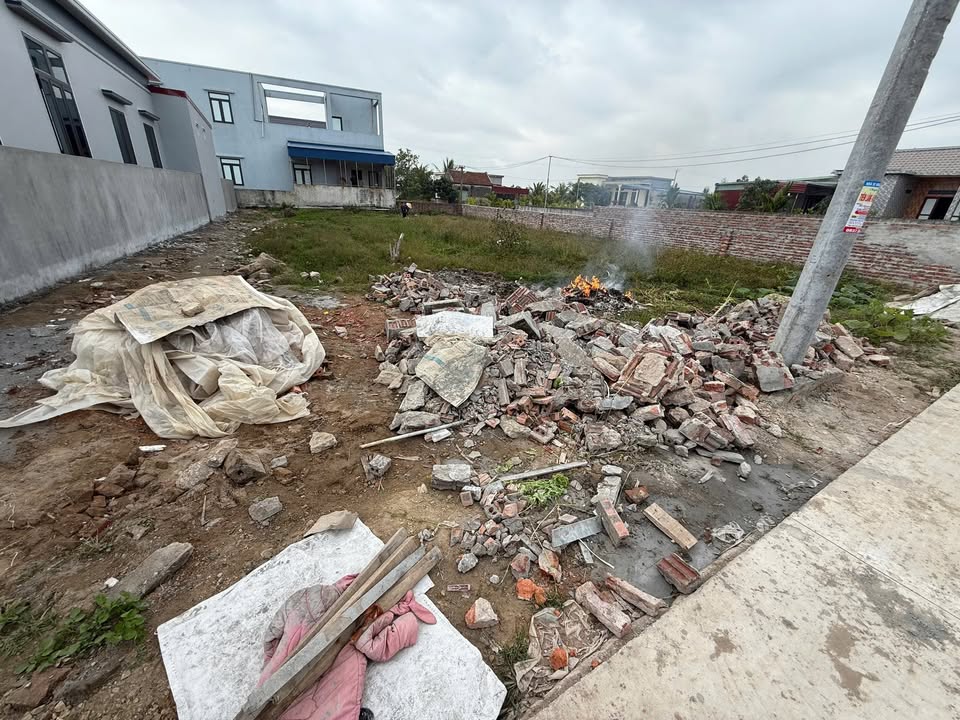 Đất Vườn Hải Phòng 300m² Sổ Đỏ Tách Sẵn - Đầu Tư Sinh Lời