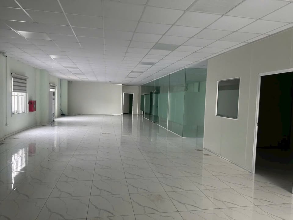 Nhà Xưởng 2000m² KCN Bắc Ninh - Giá Tốt, Sẵn Sàng Vận Hành