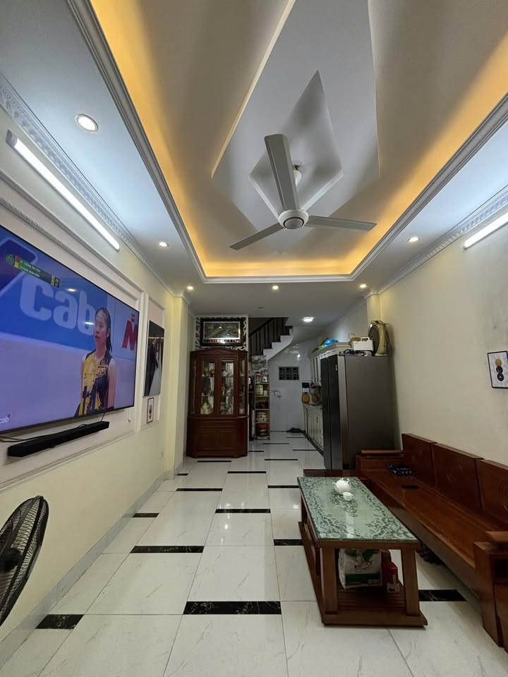 Nhà riêng Bồ Đề Long Biên 190m² - Full nội thất, sẵn sàng ở ngay!