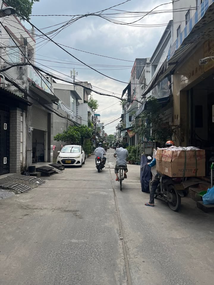 Nhà 4x14m Hẻm Ô Tô Nguyễn Thị Tú, Đông Anh - 4 Tỷ, Sẵn Sàng Ở Ngay