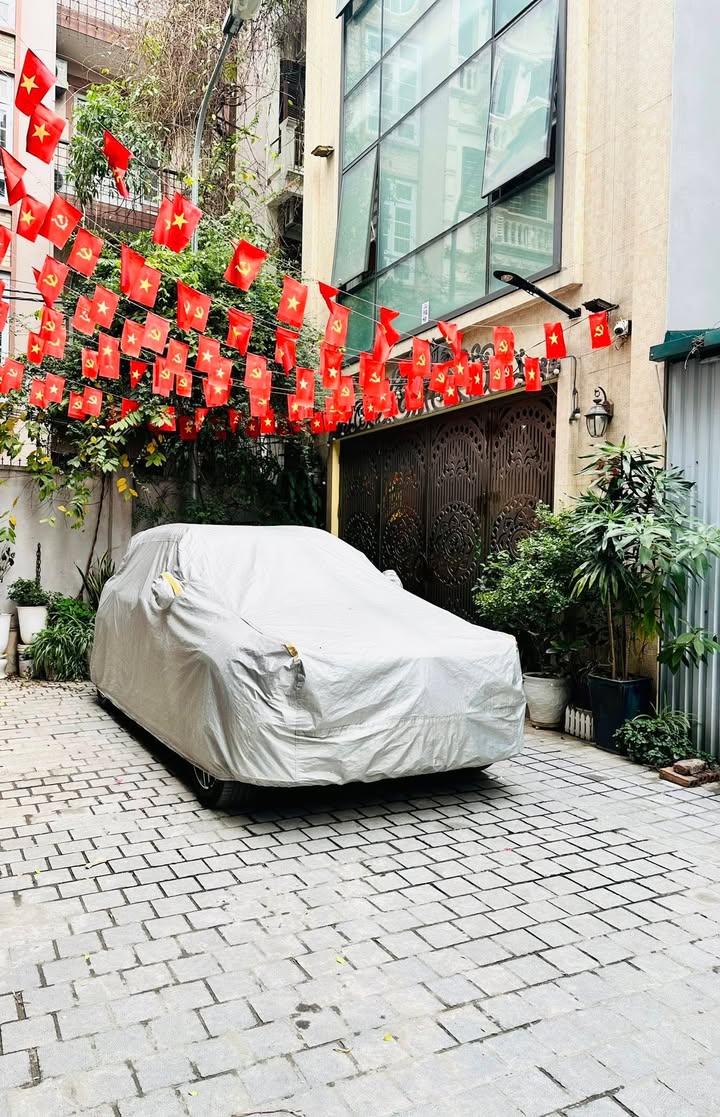 Nhà Phân Lô 6 Tầng Mặt Tiền Kinh Doanh Lê Văn Lương, Cầu Giấy - 38.5 Tỷ