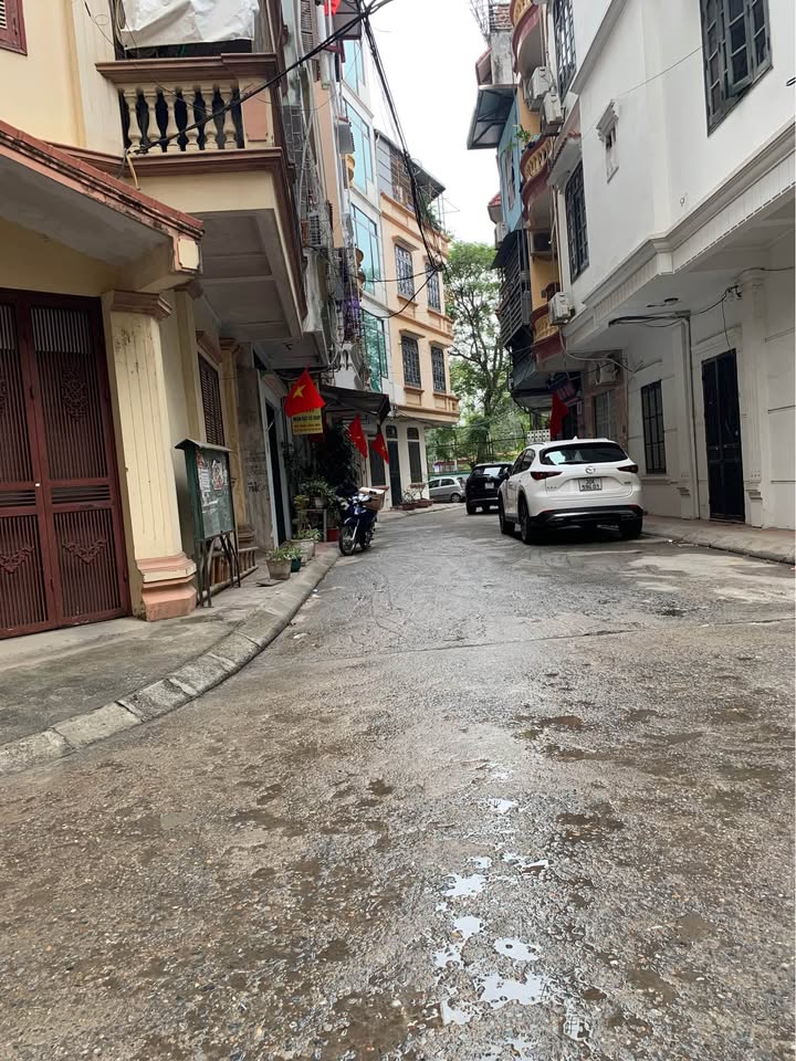 Nhà Cầu Giấy 52m² 5 Tầng - Ngõ Thông, Vỉa Hè, Ô Tô - Sổ Đỏ Chính Chủ