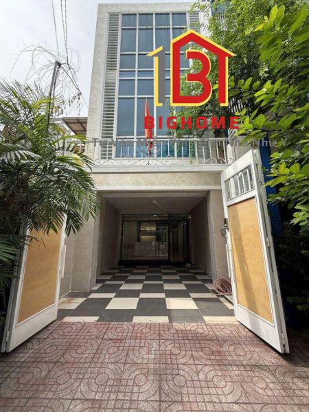 Nhà 4.4x22m QL13 Bình Thạnh - 3 Lầu, 4PN, Giá 14 Tỷ