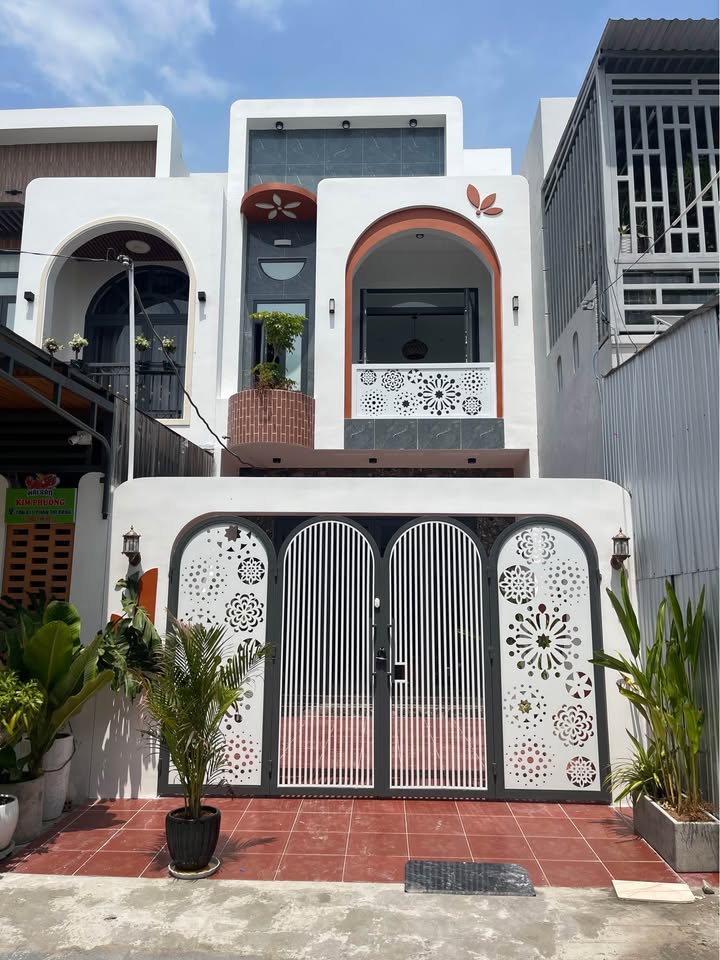 Bán nhà phố Phan Thị Ràng Rạch Giá 85m² - Sẵn sàng ở ngay!