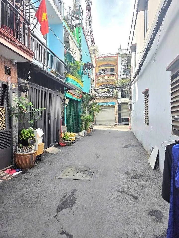 Nhà Đường S9 Gò Vấp 48m² - Hẻm Xe Hơi, Giá 6.9 Tỷ