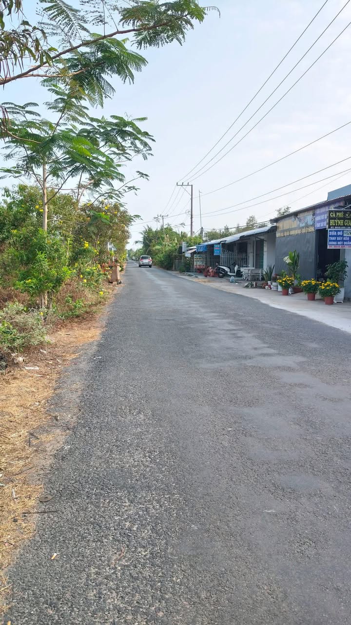 Đất nền Cai Lậy 315m² 1.7 tỷ - Sổ đỏ, kinh doanh sầm uất!