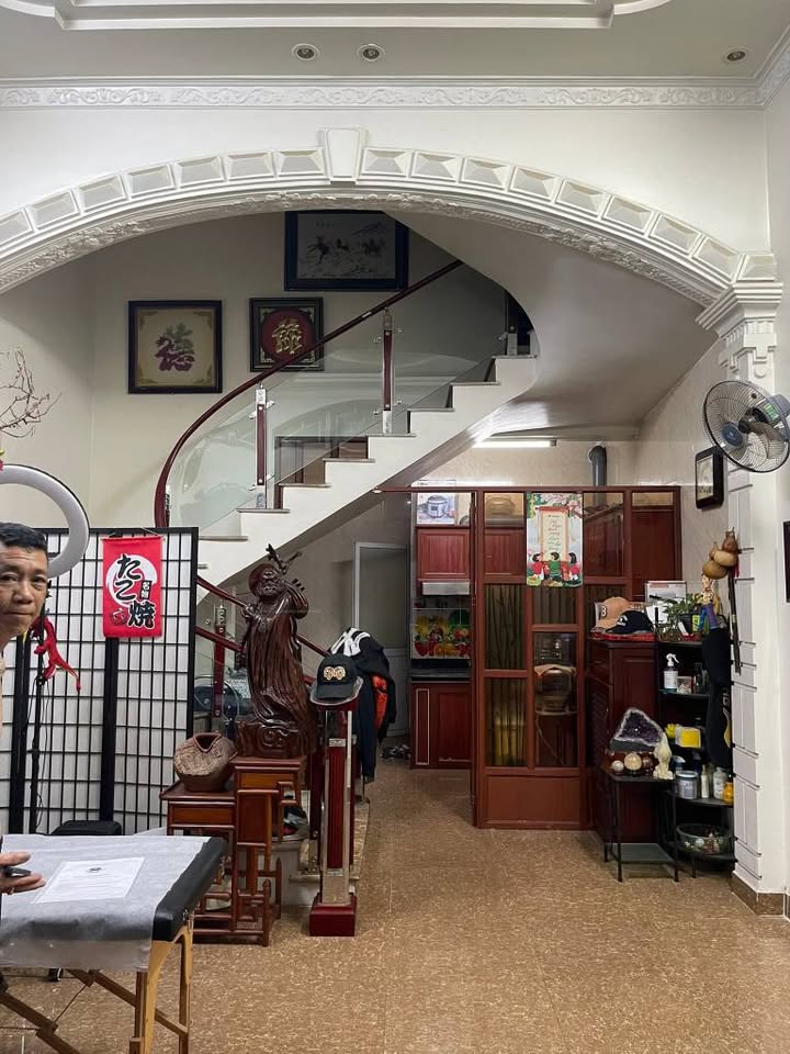 Nhà Mặt Ngõ Kinh Doanh Đắc Lộc Phường Đình Đông, Hải Phòng - 40m² x 4 Tầng