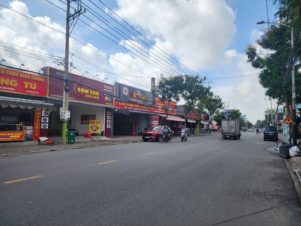 Đất nền Nguyễn Thị Minh Khai Dĩ An 700m² - Tiềm năng tăng giá!