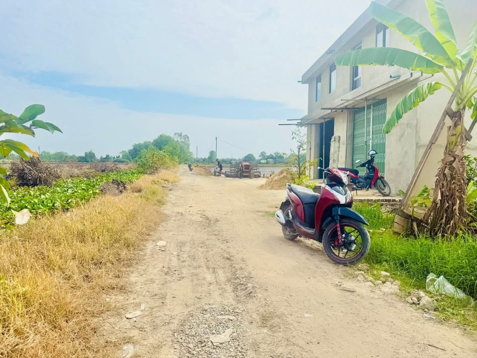 Đất nền Đức Hòa 92m² giá 750 triệu - Sổ đỏ chính chủ!