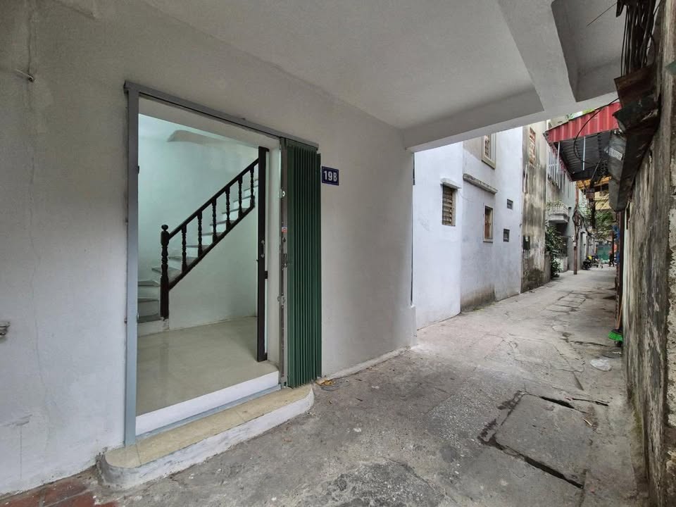 Nhà Đẹp 4 Tầng Phố Hồng Mai, Hai Bà Trưng - 2.5 Tỷ