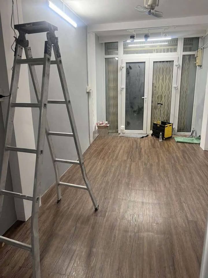 Thuê nhà Quận 1 Nguyễn Cảnh Chân 30m² - Hẻm xe hơi vào tận cửa
