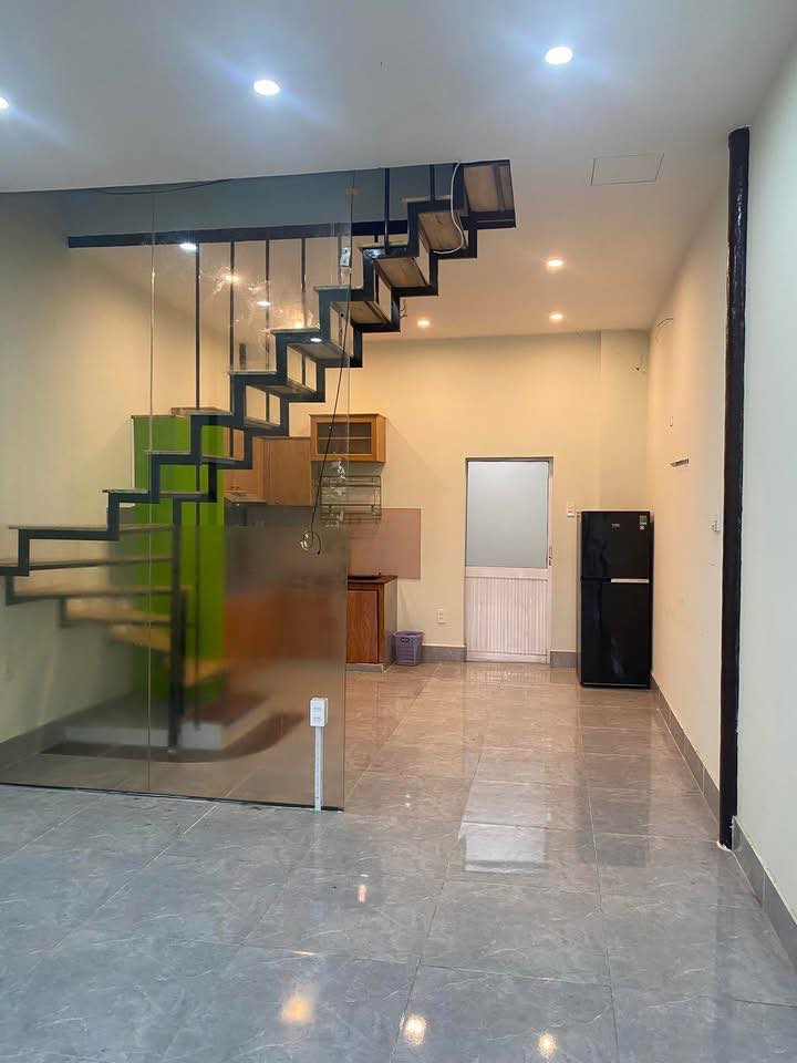 Nhà riêng Thủ Đức 120m² giá 7 triệu/tháng - Sẵn sàng ở ngay!