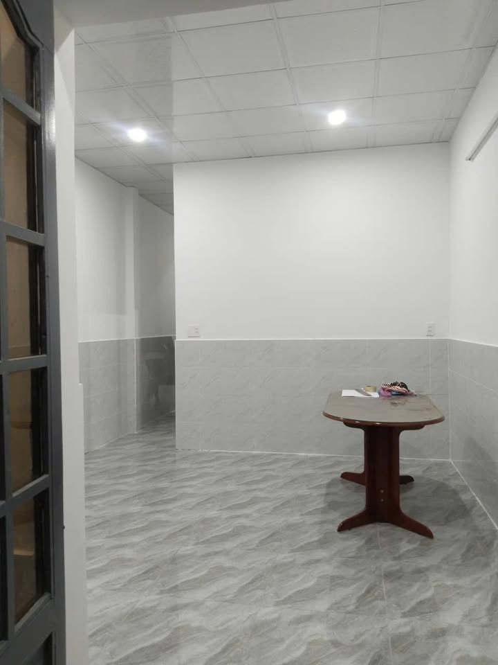 Nhà Nguyên Căn Tân Thới Hiệp, Q12 - 52m² Sạch Sẽ, Giá 5.5 Triệu/Tháng