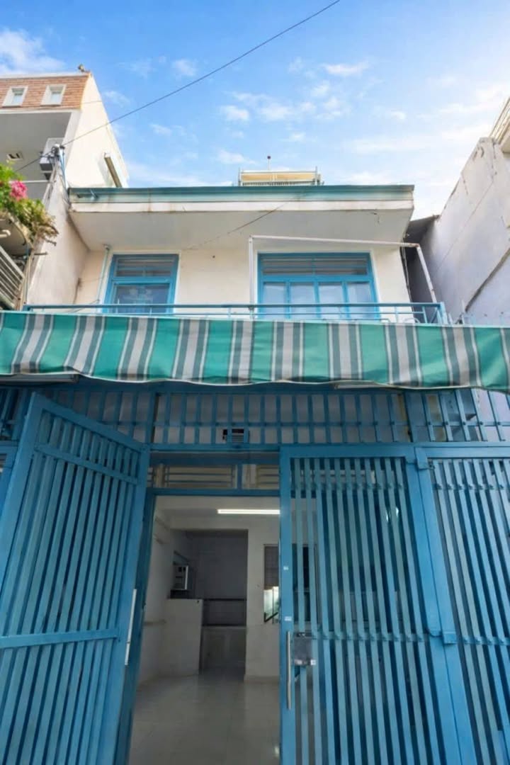 Nhà Phố Bình Tân 40m² - 4.15 Tỷ - Hẻm Xe Hơi, Sổ Hồng Sẵn Sàng