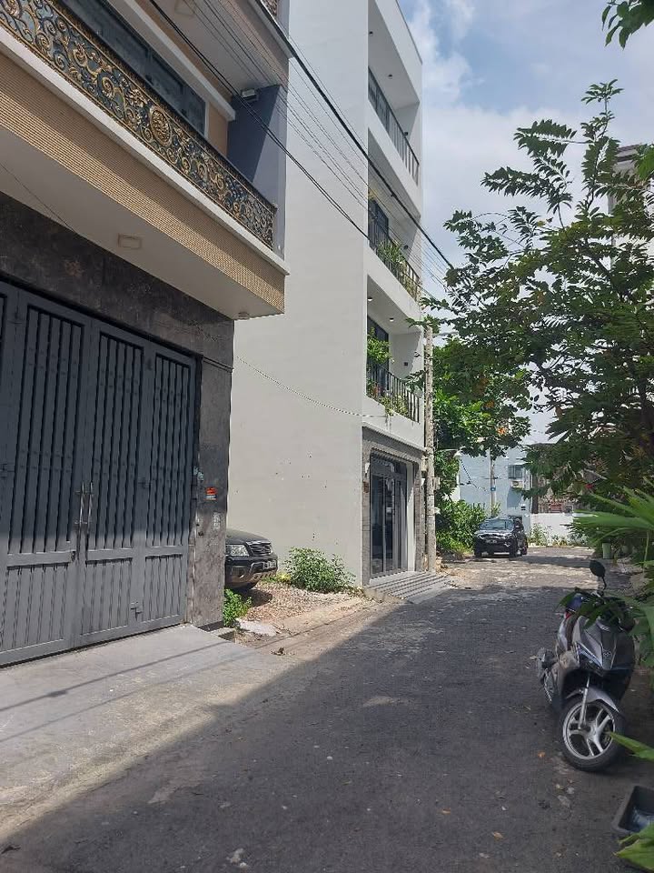 Nhà riêng Tân Phú 74m² - Tô Hiệu, ô tô ngủ, sổ hồng sẵn!