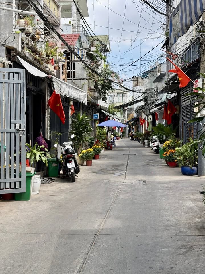 Nhà Nguyễn Sơn Tân Phú 35m² Giá tốt hiếm có!