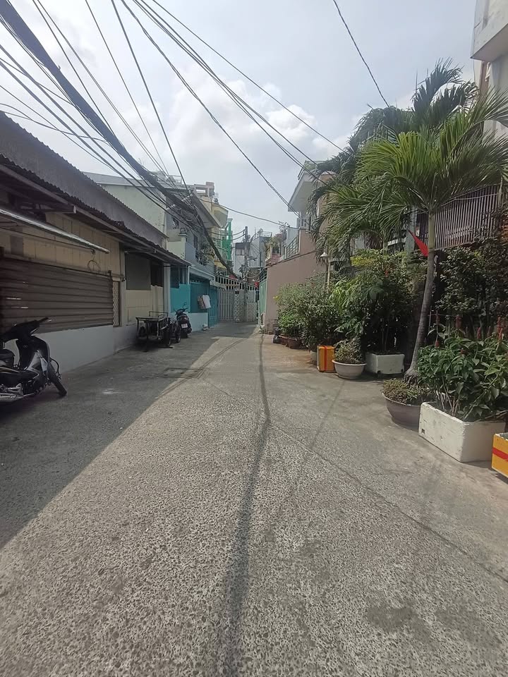 Nhà Phường 4 Quận 4 23m² - Sổ hồng sẵn, giá 3.8 tỷ!