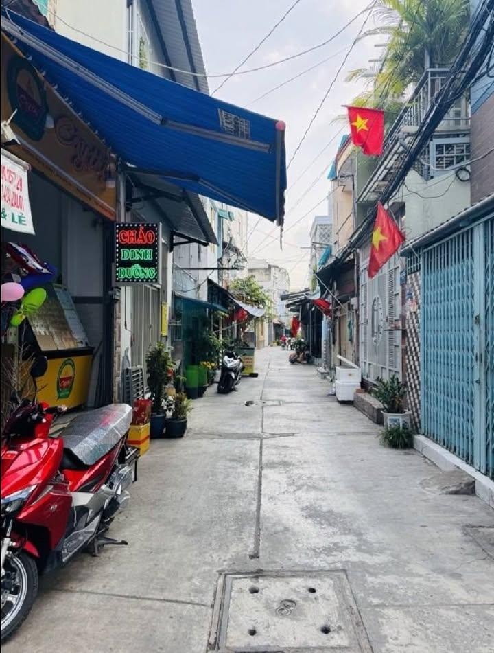 Nhà Bình Trị Đông, Bình Tân 52m² - Ô tô vào tận nhà!