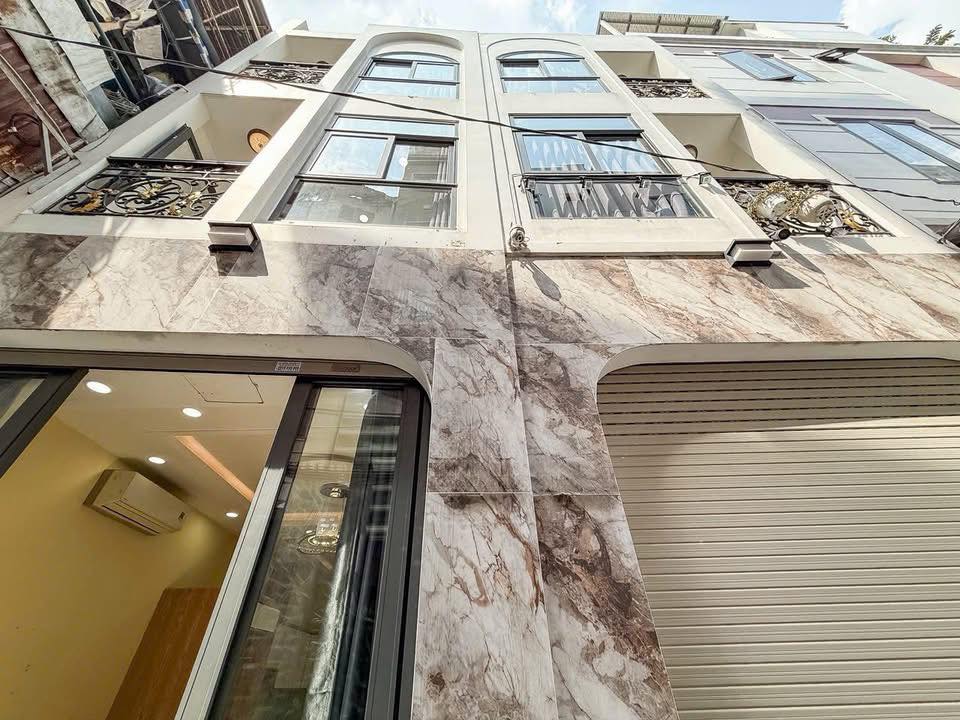 Nhà Lê Văn Sỹ, Q3 - 41m², 4 Tầng, Sân Thượng, 7.x Tỷ TL