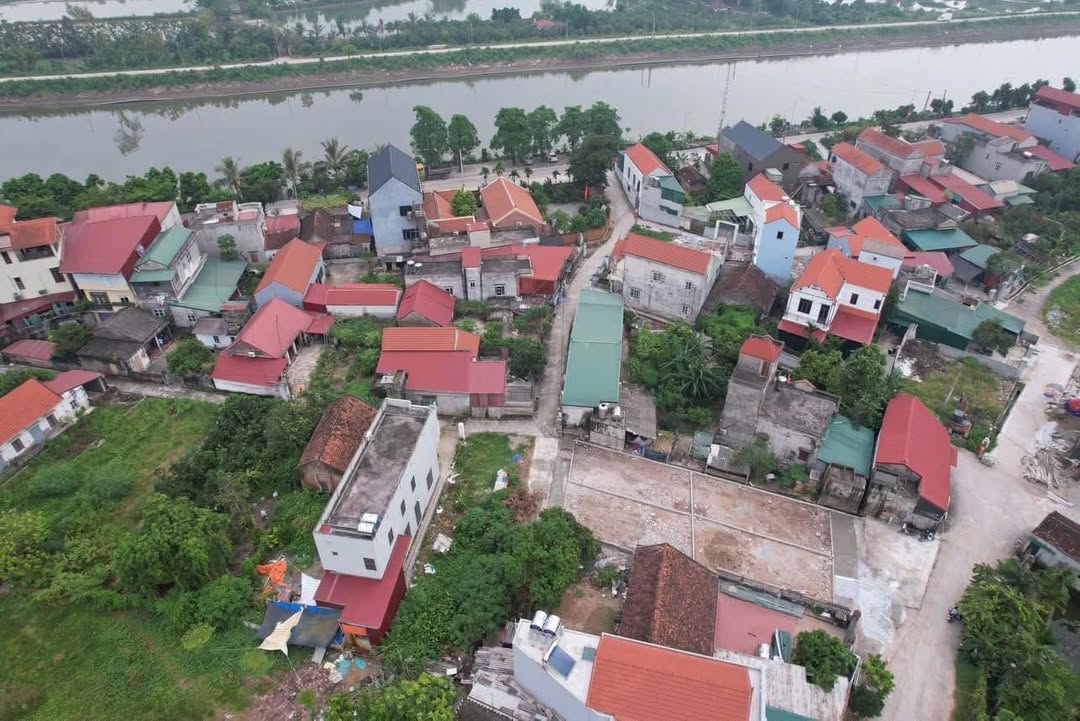 Đất Nền Thôn Trại, Phú Xuyên 80m² - Sổ Đỏ Sẵn Sàng, Ô Tô Đỗ Cửa