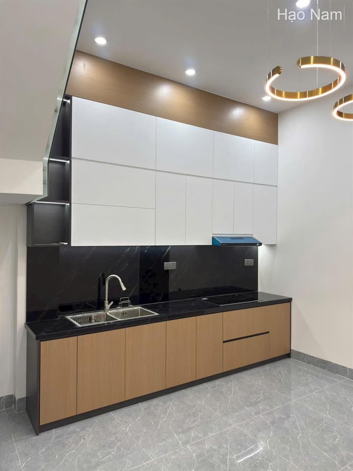 Nhà Cho Thuê Quận 12 - 5PN, Full Nội Thất, Vị Trí Đắc Địa