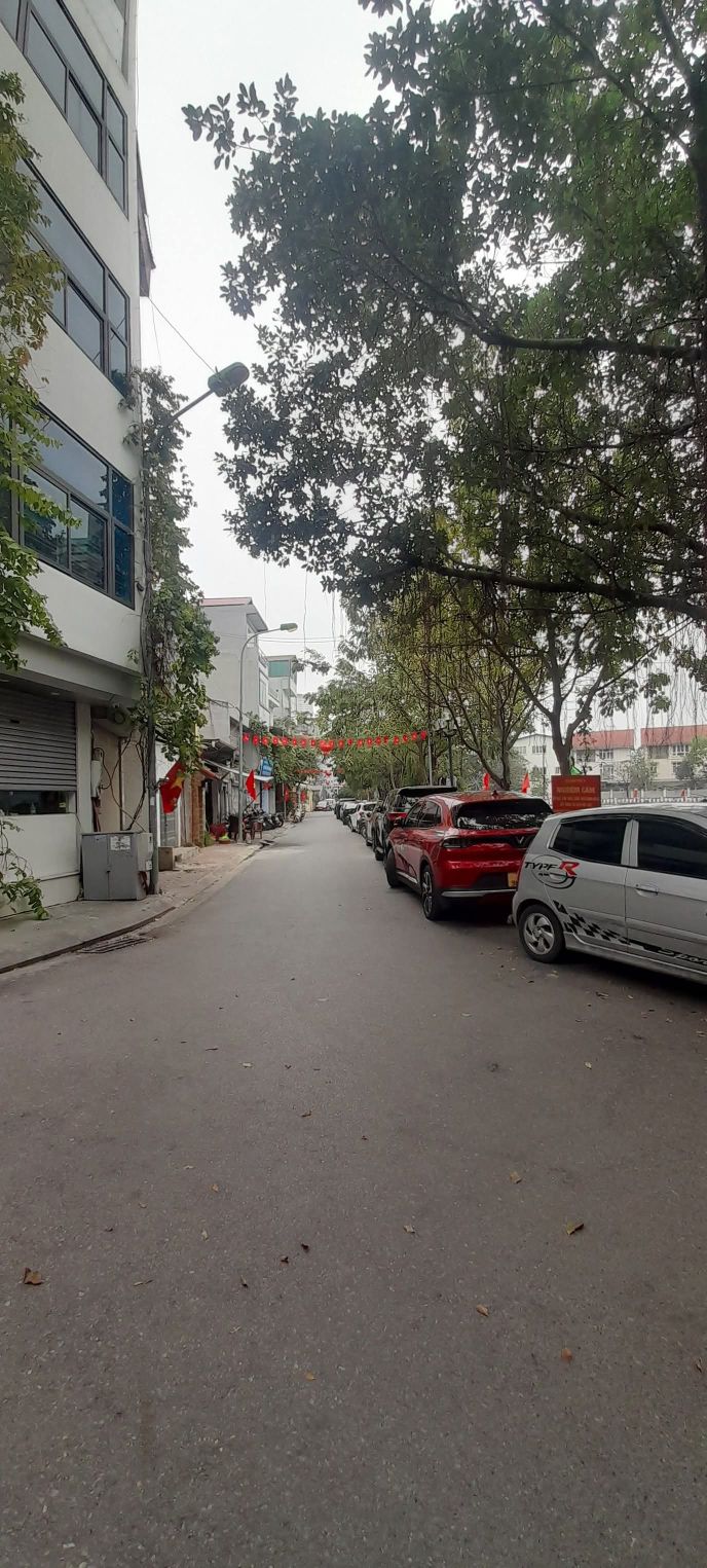 Nhà Phố Nguyễn Khuyến Hà Đông 38m² - Mặt tiền kinh doanh, ô tô tránh!