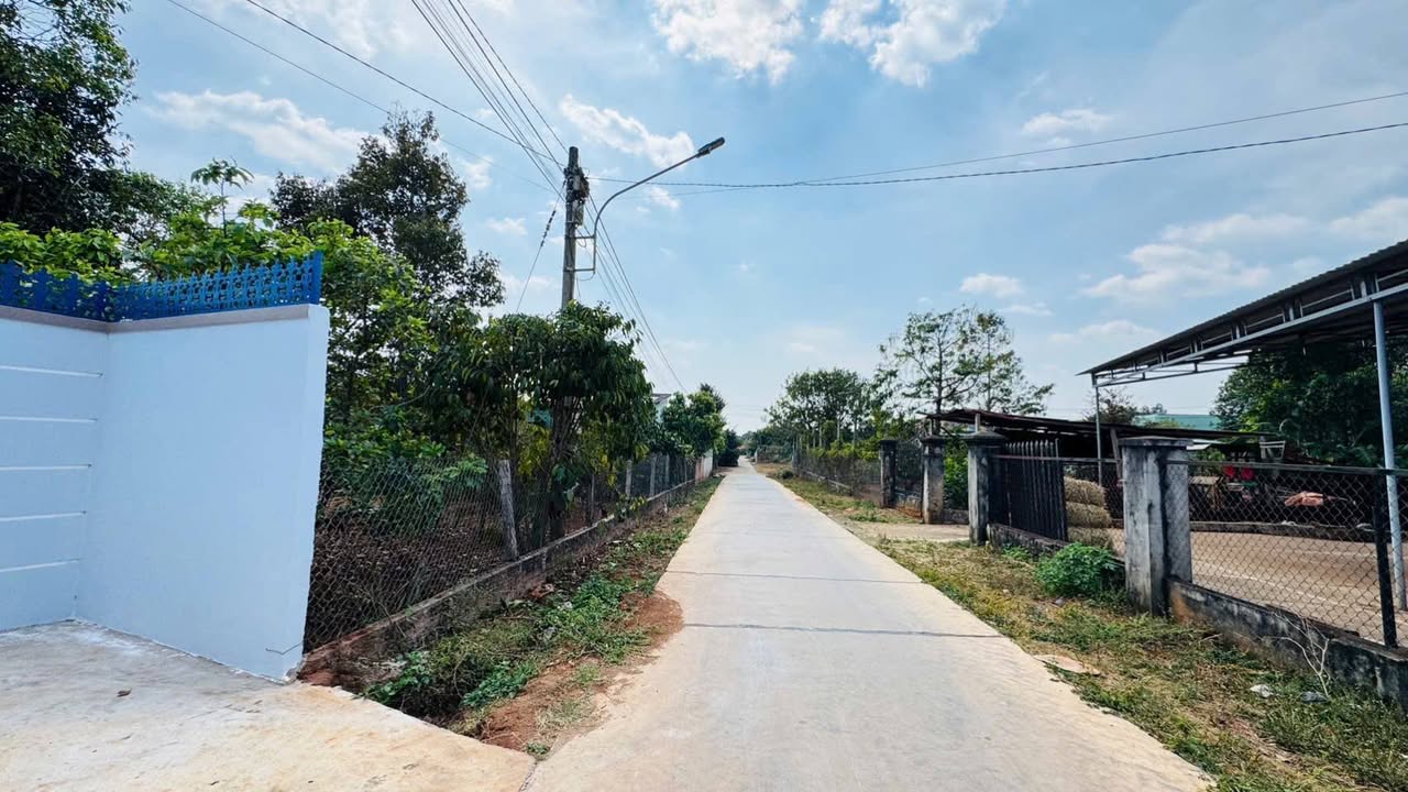 Đất Hẻm Ỷ Lan Pleiku 225m² Sổ Đỏ - Giá 1 Tỷ Chốt Nhanh