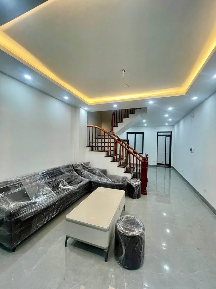 Nhà 45m² 2 Tầng, Vĩnh Hưng, Hoàng Mai - Giá 2.9 Tỷ