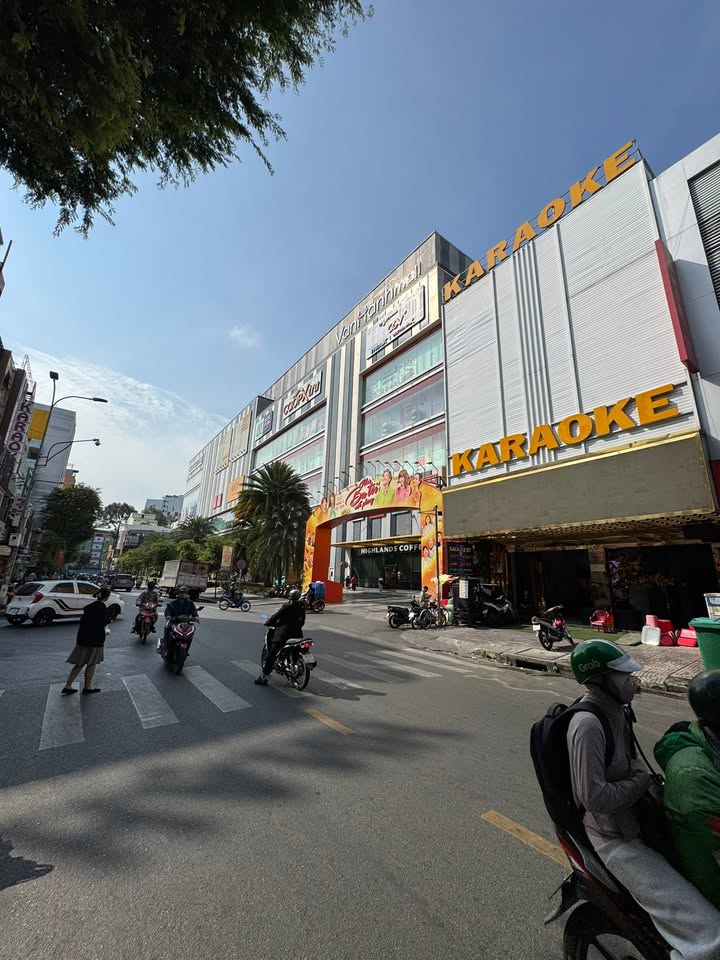 Nhà Mặt Tiền Sư Vạn Hạnh, Quận 10 - 76m² - Kinh Doanh Sầm Uất
