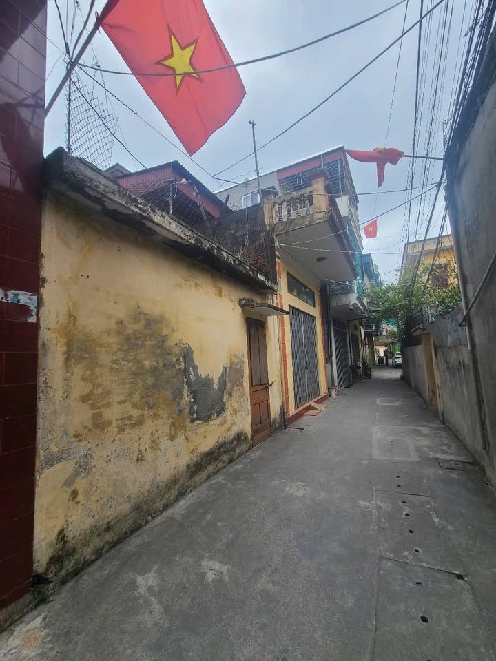 Bán đất tặng nhà cũ Phường Quang Trung, TP Thái Bình - 51m², Ngõ Taxi