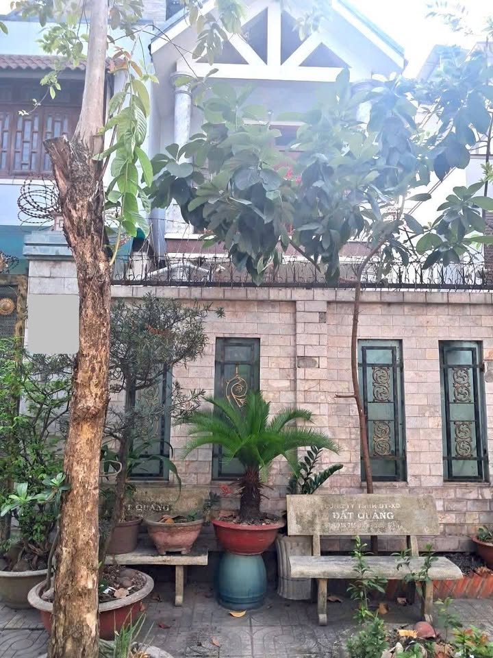 Thuê biệt thự KDC Vĩnh Lộc 200m² giá 20 triệu - Sẵn sàng ở ngay!