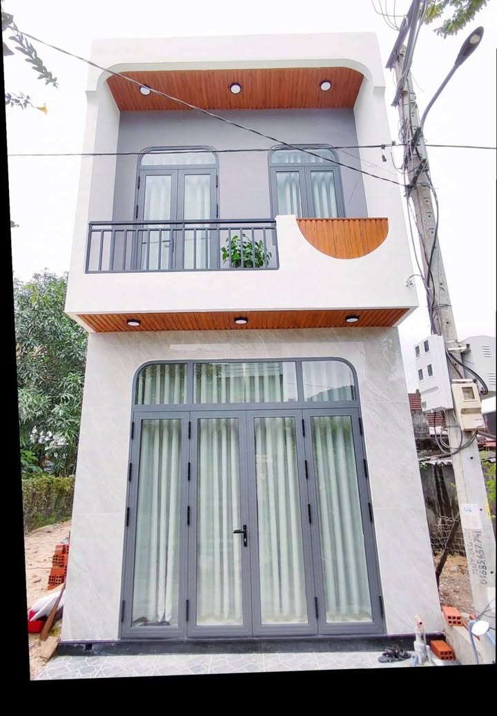 Nhà 2 Tầng Hẻm Âu Cơ, Quy Nhơn - 43m² Sổ Hồng Chính Chủ