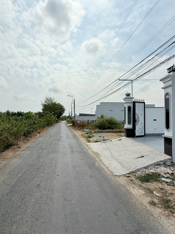 Bán nhà Cần Giuộc 150m² giá 2.75 tỷ - Vị trí đẹp kinh doanh ngay