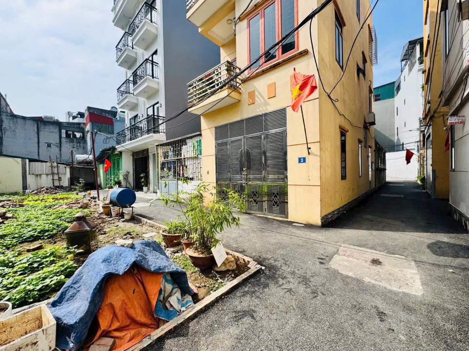 Bán Gấp 2 Lô Đất Vàng Phúc Lợi, Long Biên - 55.8m², Giá 118tr/m²