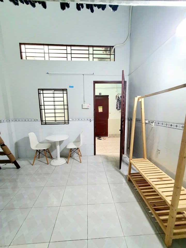 Phòng Trọ Máy Lạnh Đường Phan Huy Chú, Cần Thơ - Giá 2.3 Triệu/Tháng