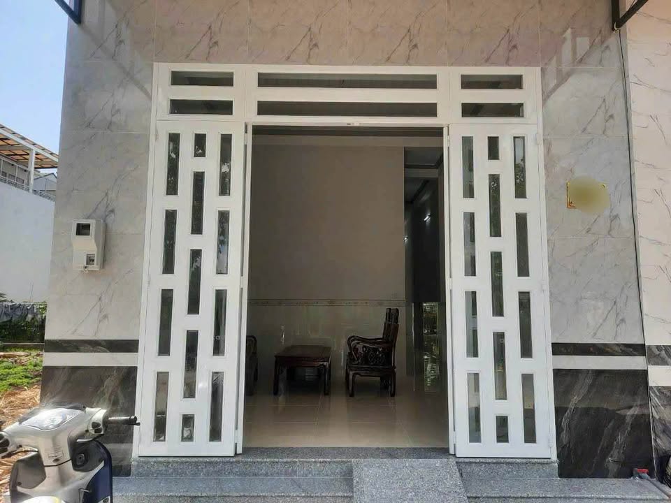 Nhà Nguyên Căn KDC Hưng Phú, Cần Thơ - 72m² Giá 5.5 Triệu/Tháng